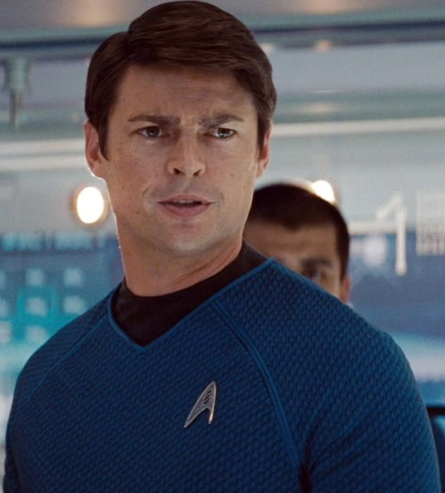 leonard_mccoy_karl_urban