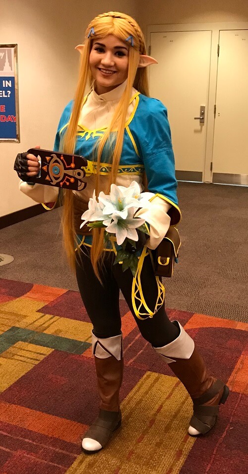 Princess Zelda cosplay